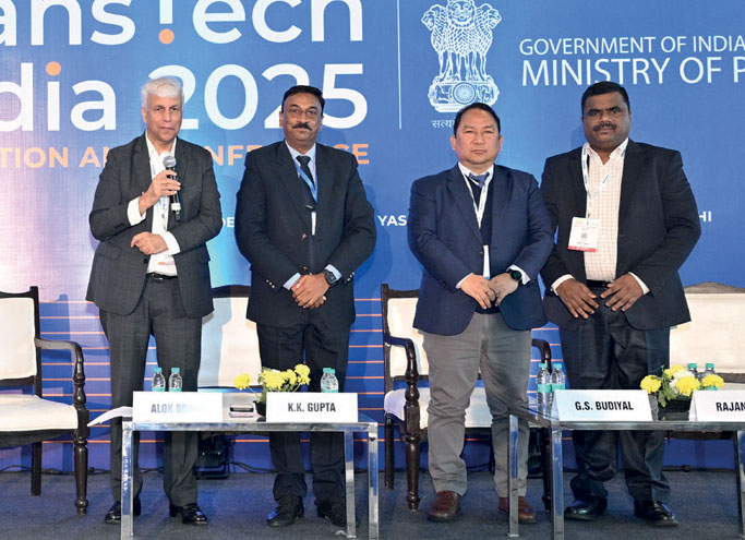 (From left) Alok K. Brara, Publisher, PowerLine; K.K. Gupta, POWERGRID; G.S.
Budiyal, PTCUL; and Rajan M.P., KSEB